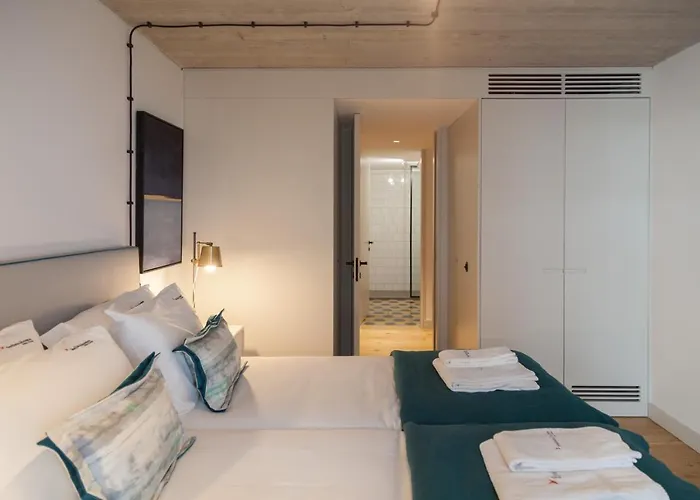 Flh Intendente Blue Flat With Balcony